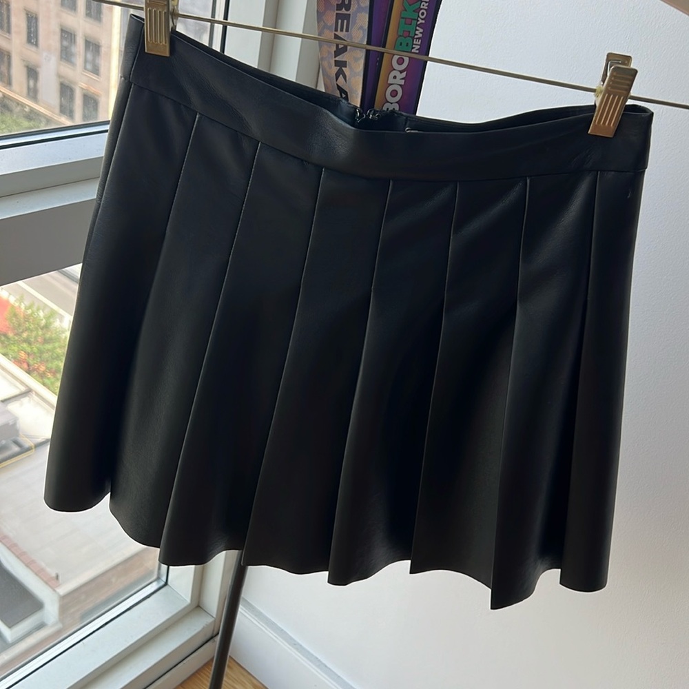 Black pleated leather Aritzia mini skirt size 8